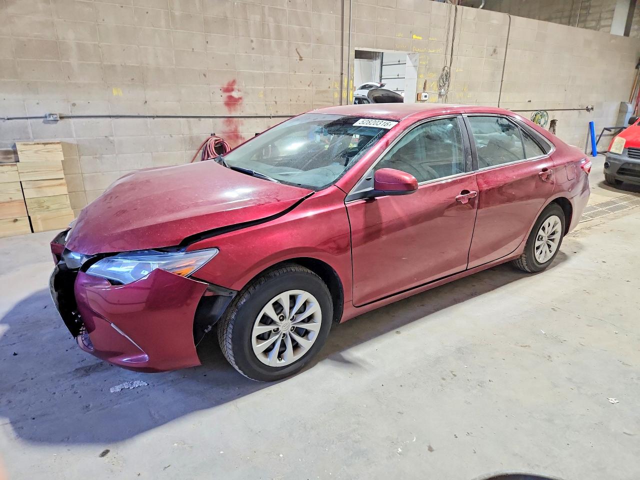 Salvage Toyota Camry Image