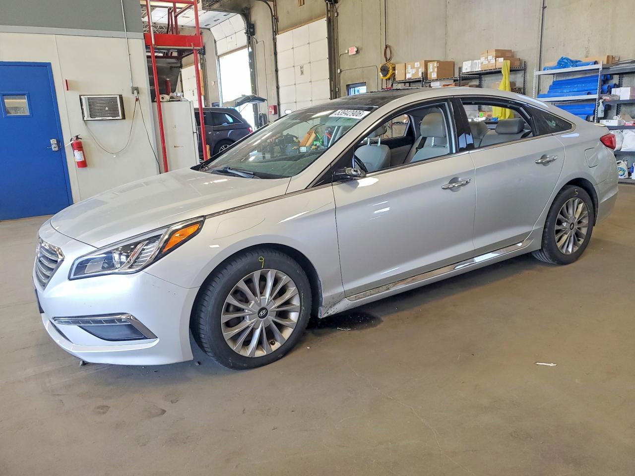 Salvage Hyundai SONATA Image