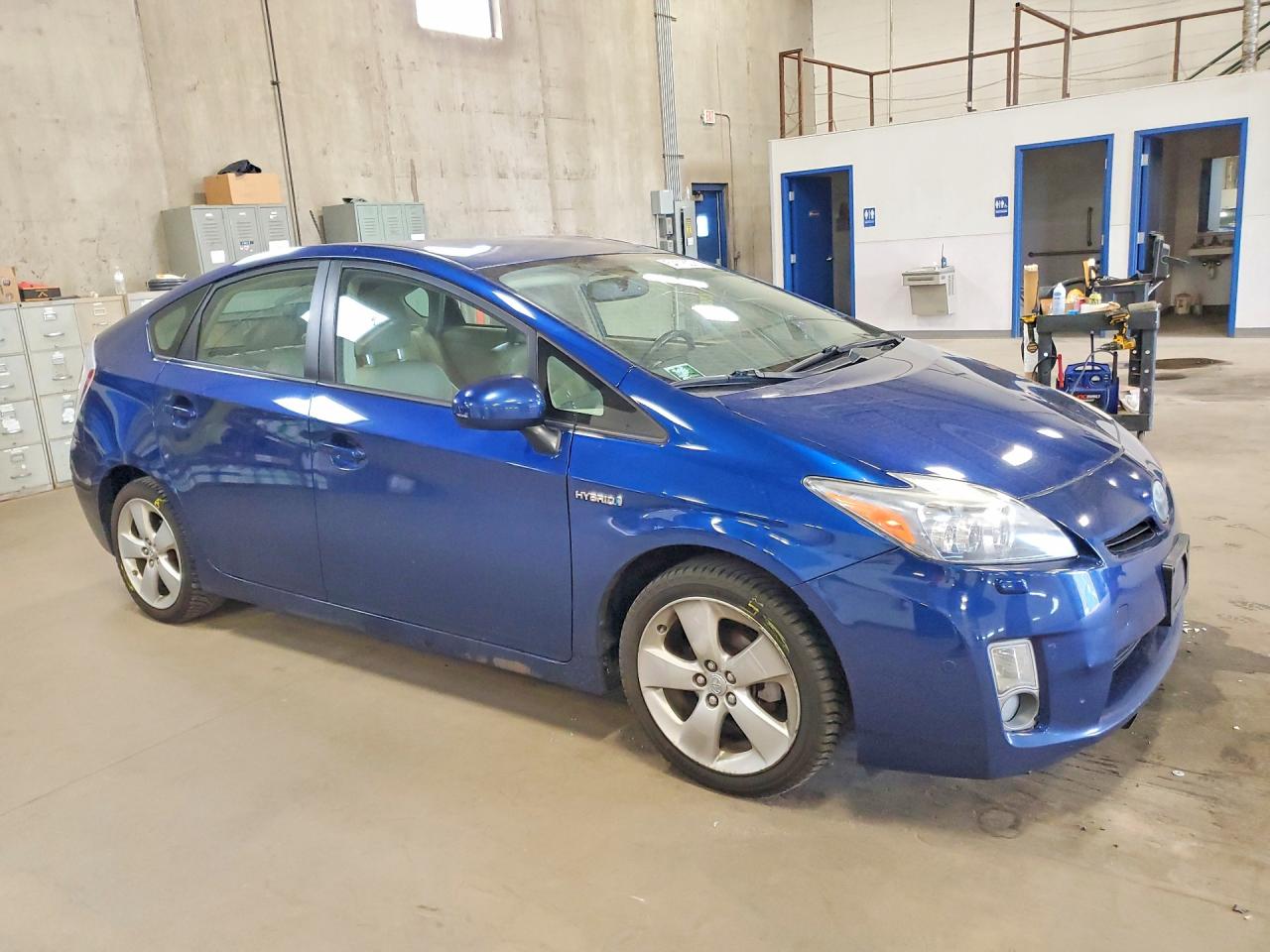 Toyota Prius V