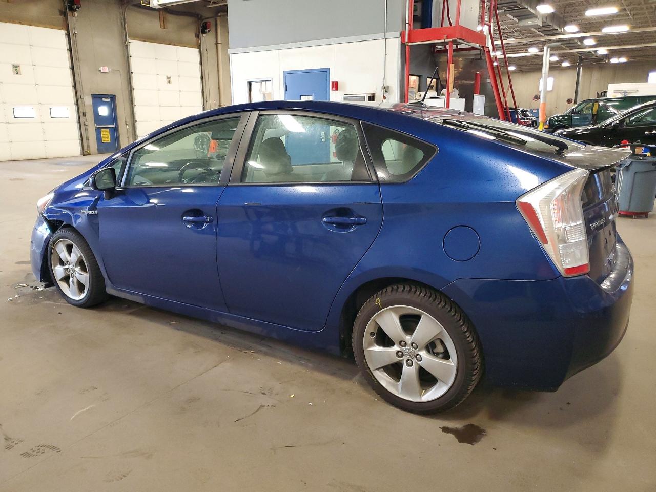 Toyota Prius V