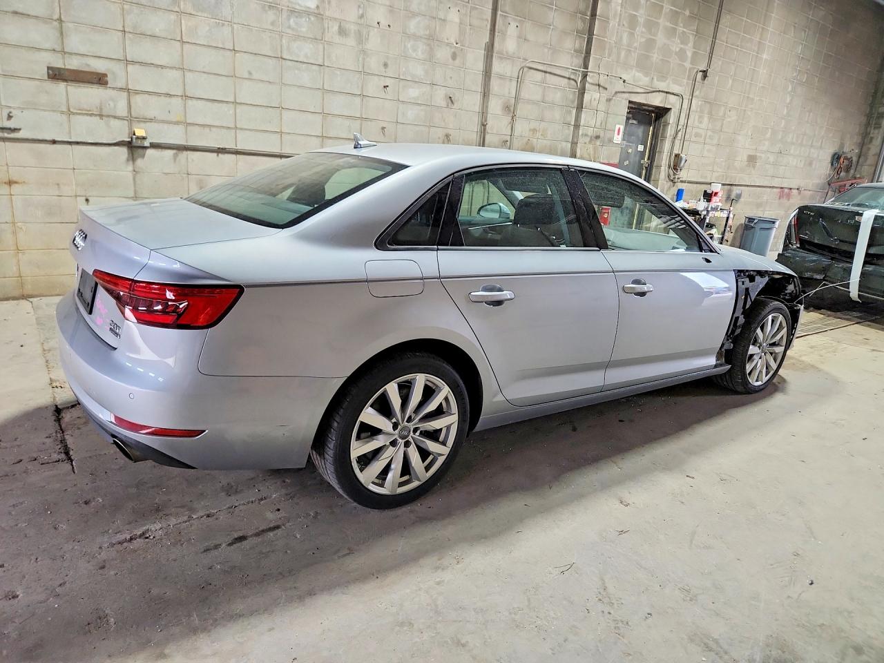 Audi A4 Premium