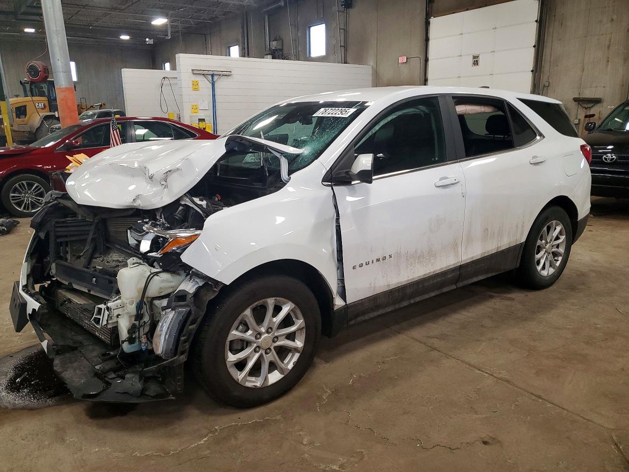 Salvage Chevrolet Equinox Image