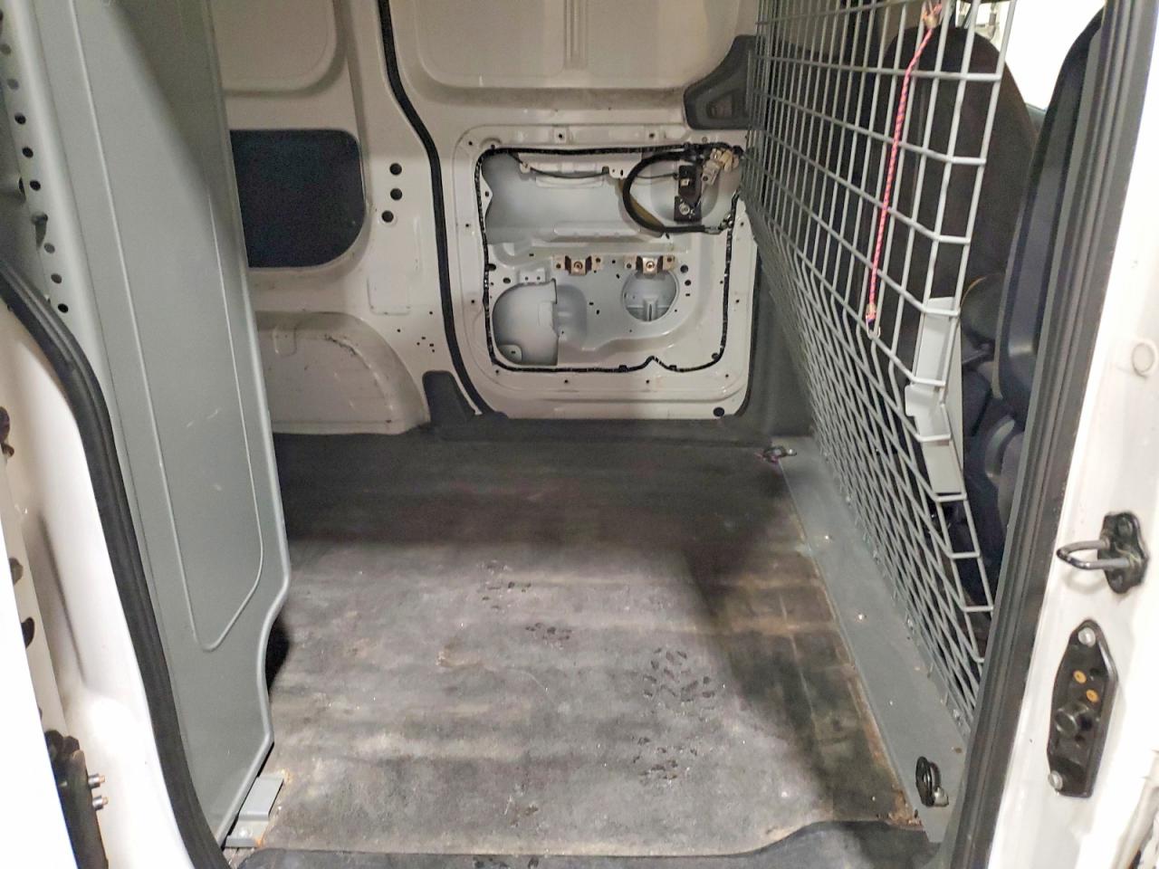 Nissan Nv