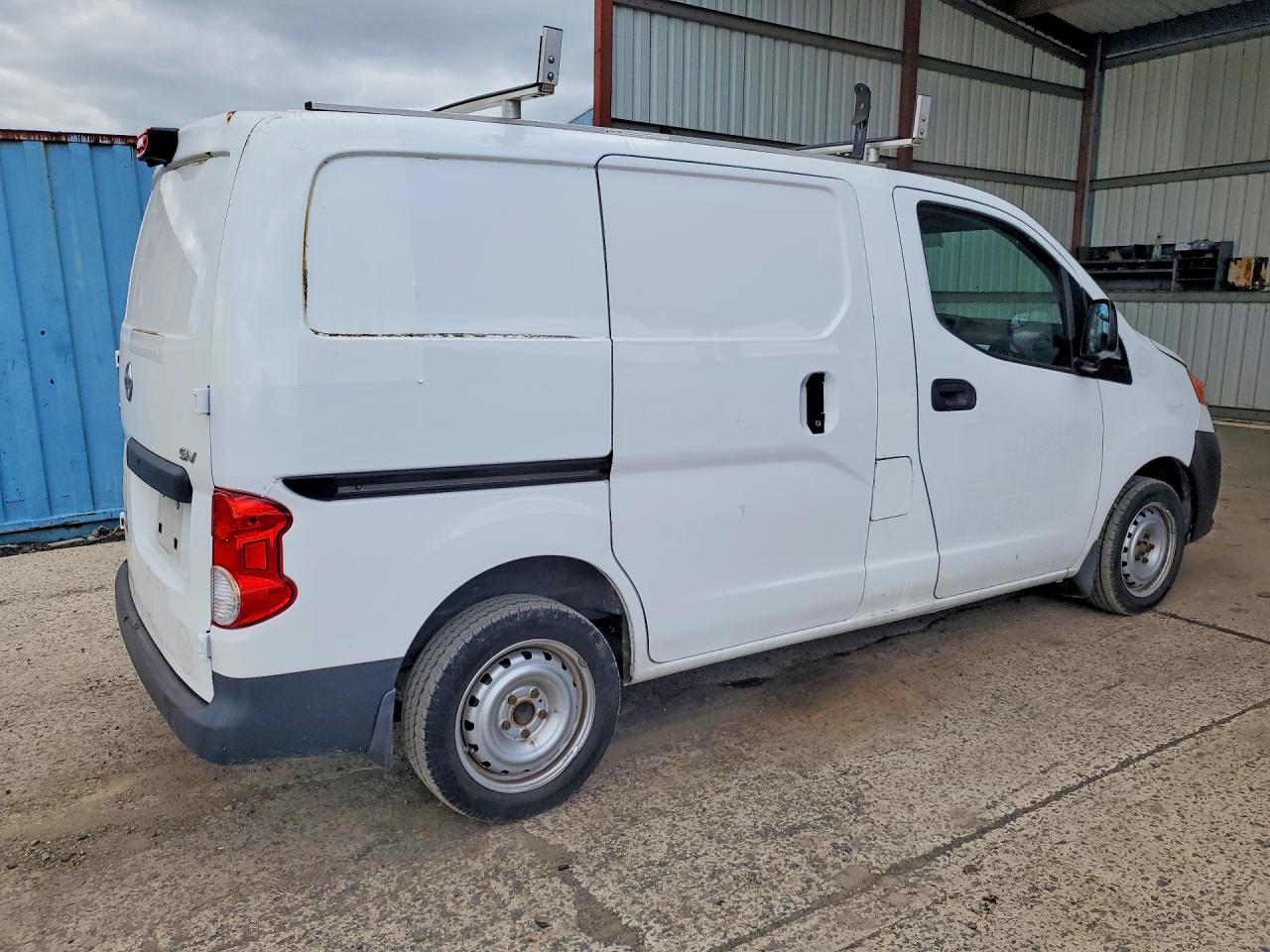 Nissan Nv