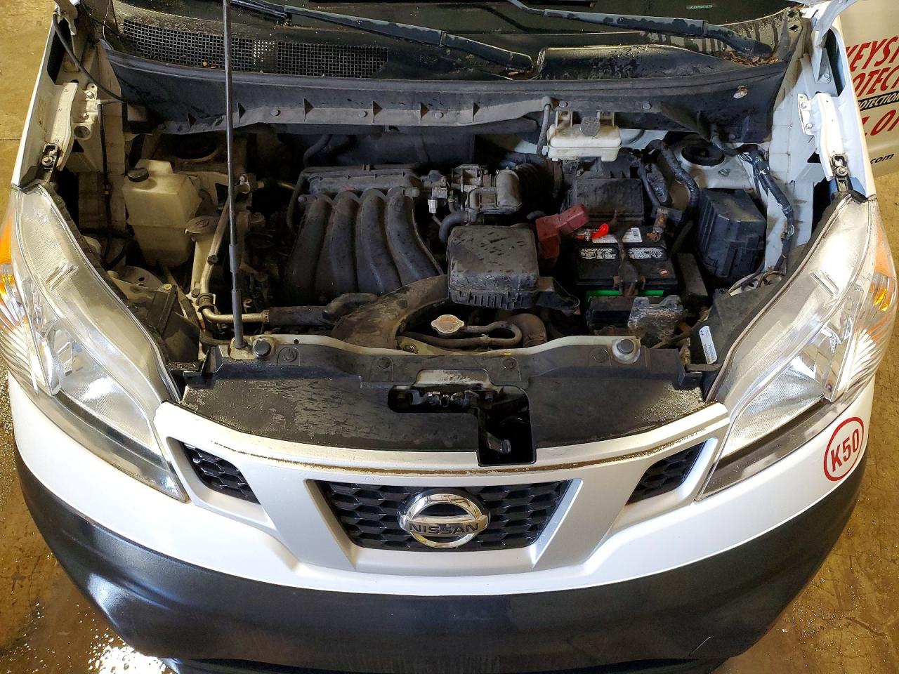 Nissan Nv