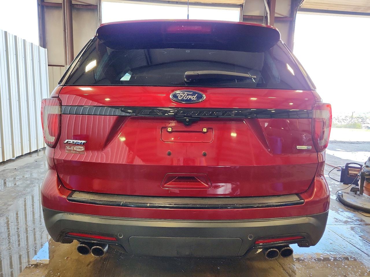 Ford Explorer Sport