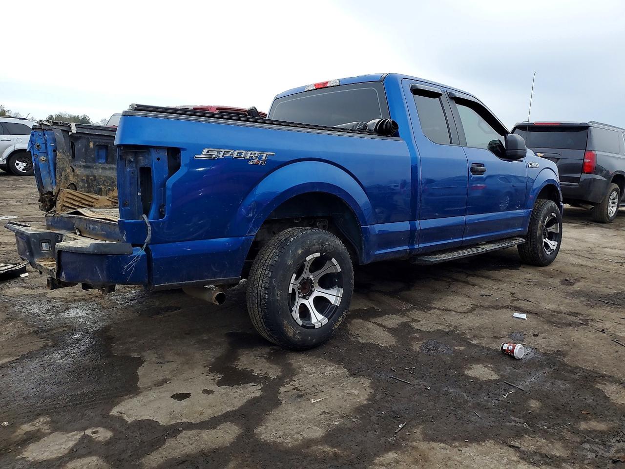 Ford F-150 Super Cab