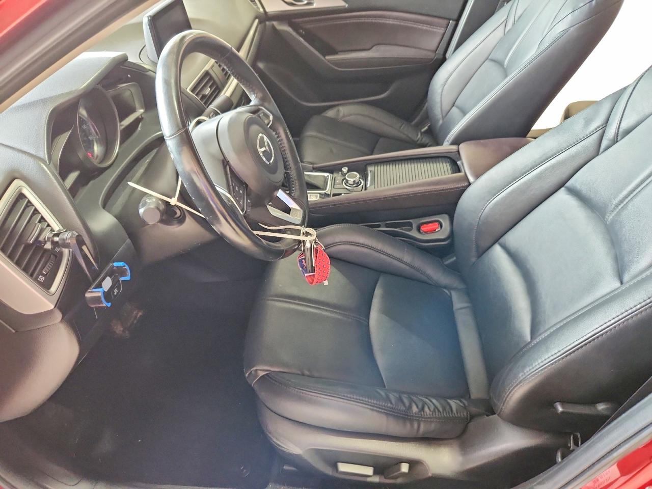 Mazda 3 Touring
