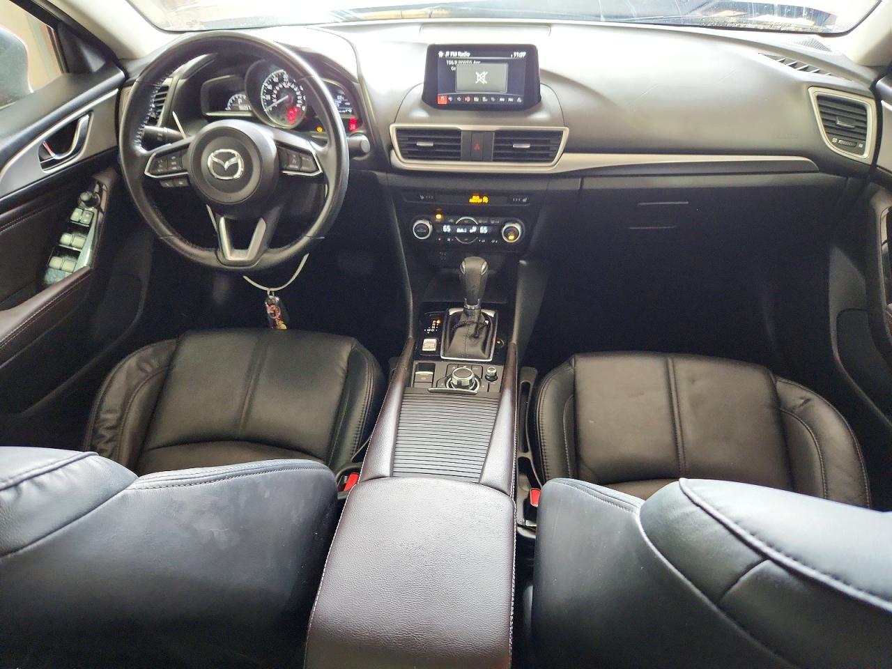 Mazda 3 Touring