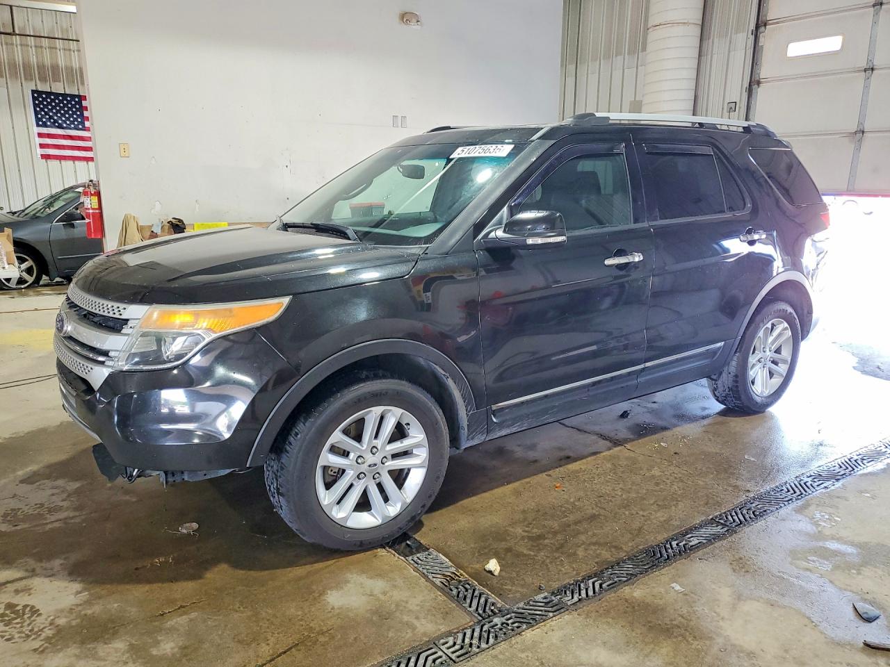 Salvage Ford Explorer Image