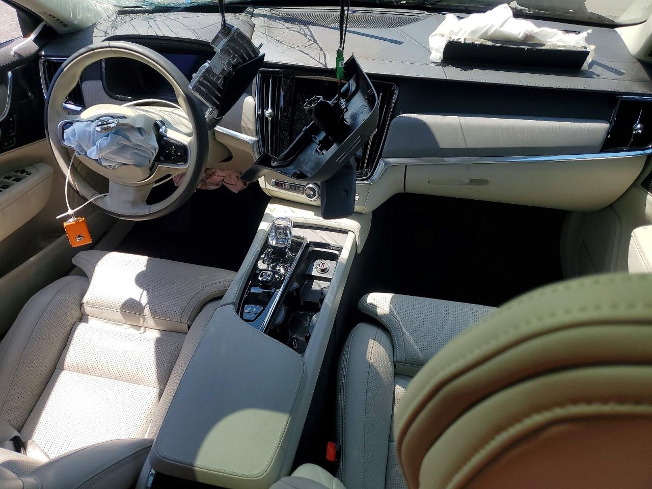 Volvo V90 Ultra