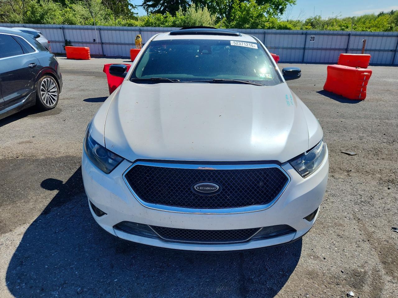 Ford Taurus Sho
