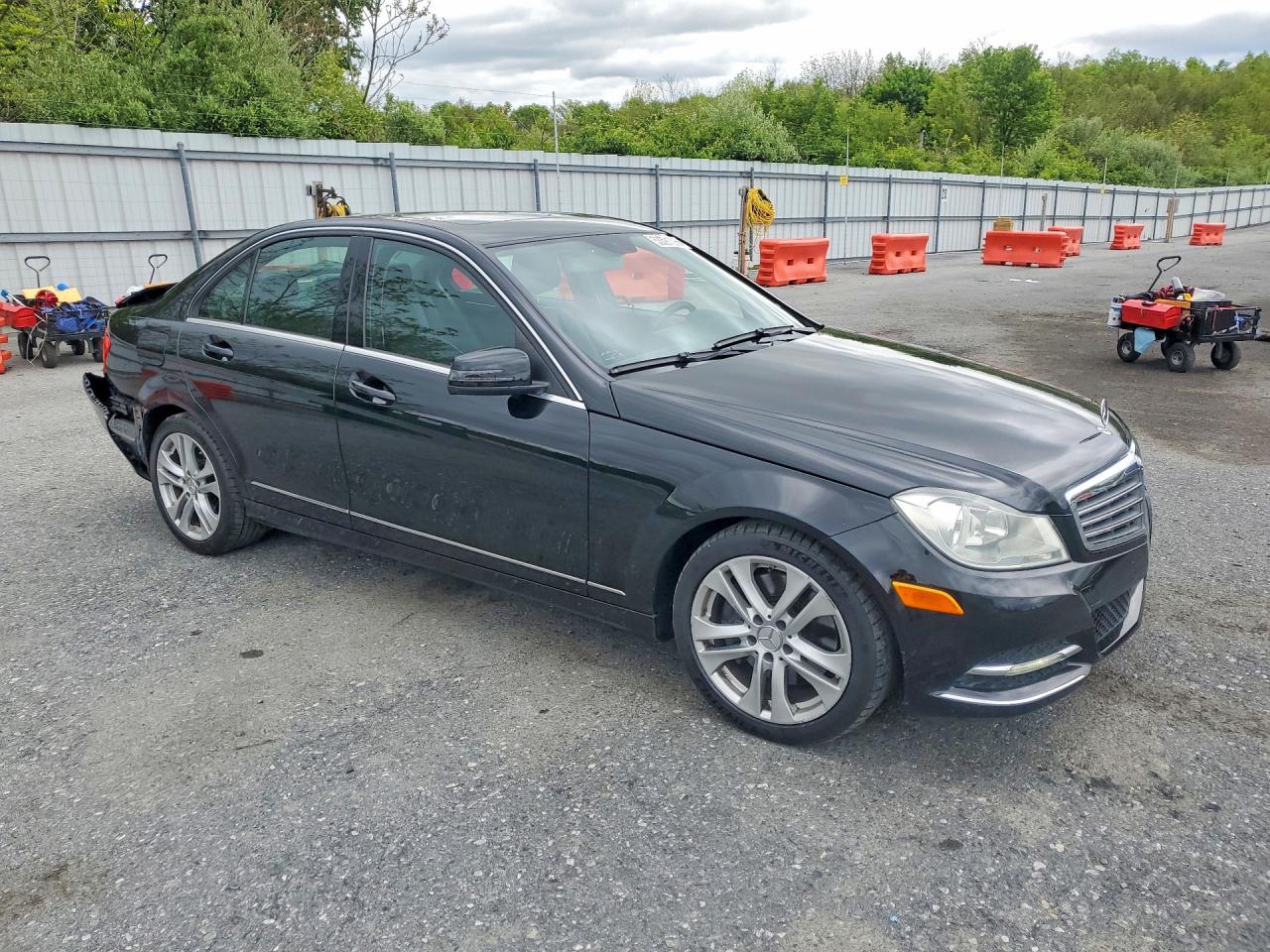Mercedes-Benz C-Class 300 4matic