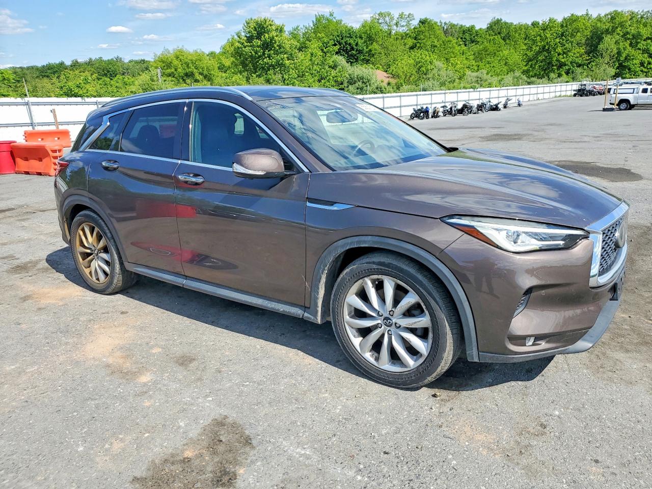INFINITI Qx Essential