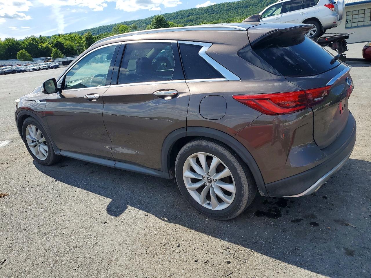 INFINITI Qx Essential