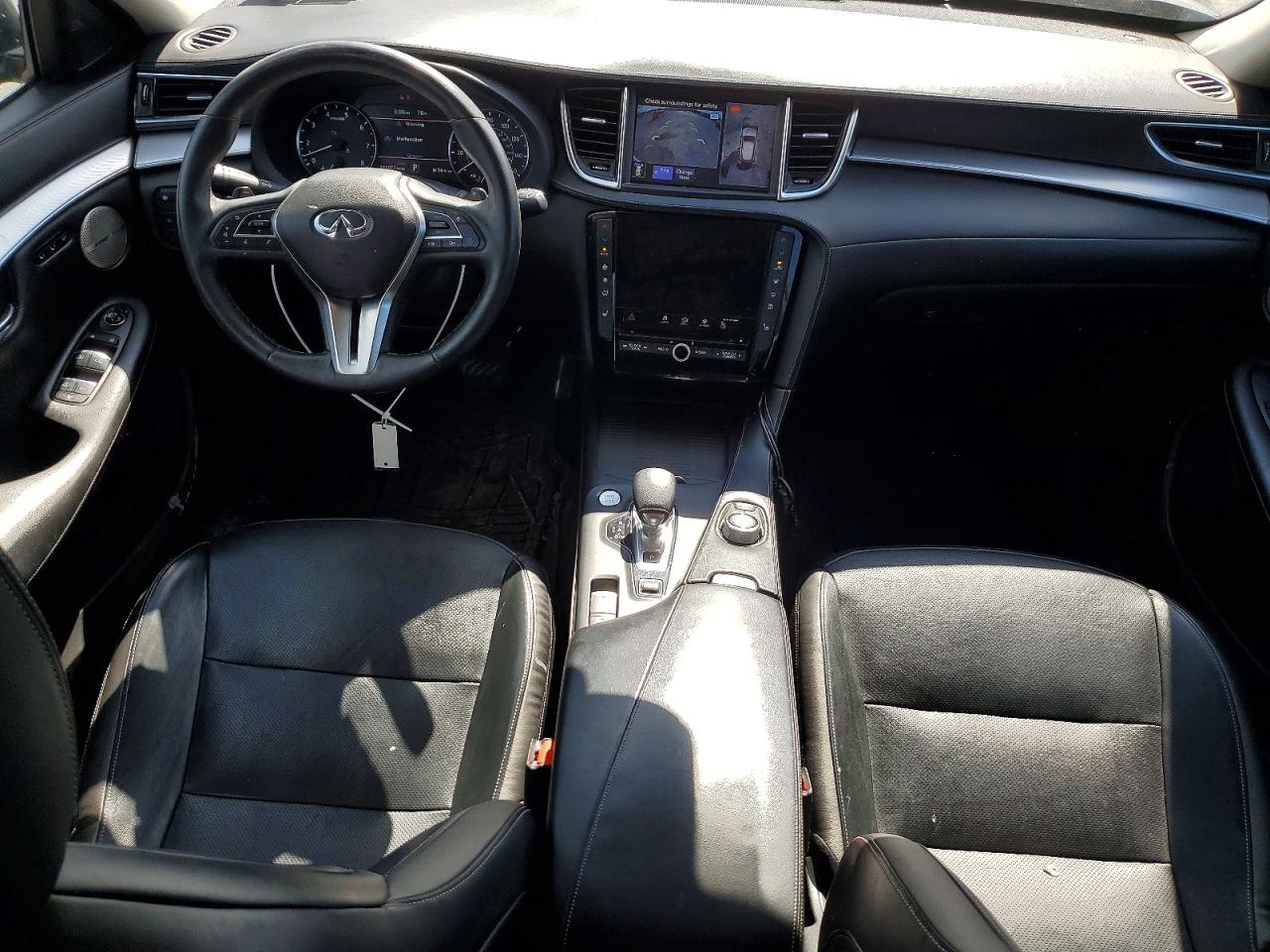 INFINITI Qx Essential