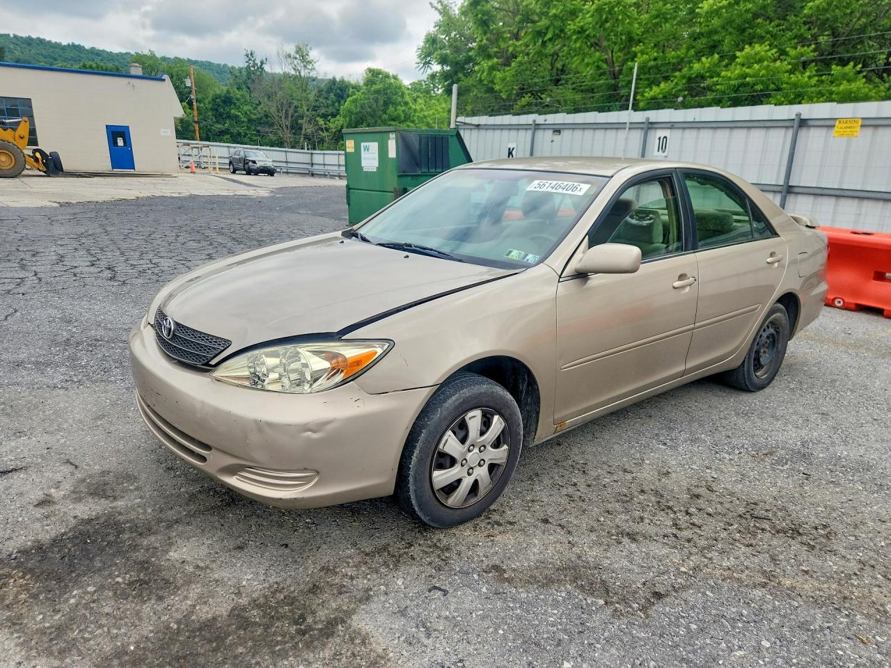 Salvage Toyota Camry Image