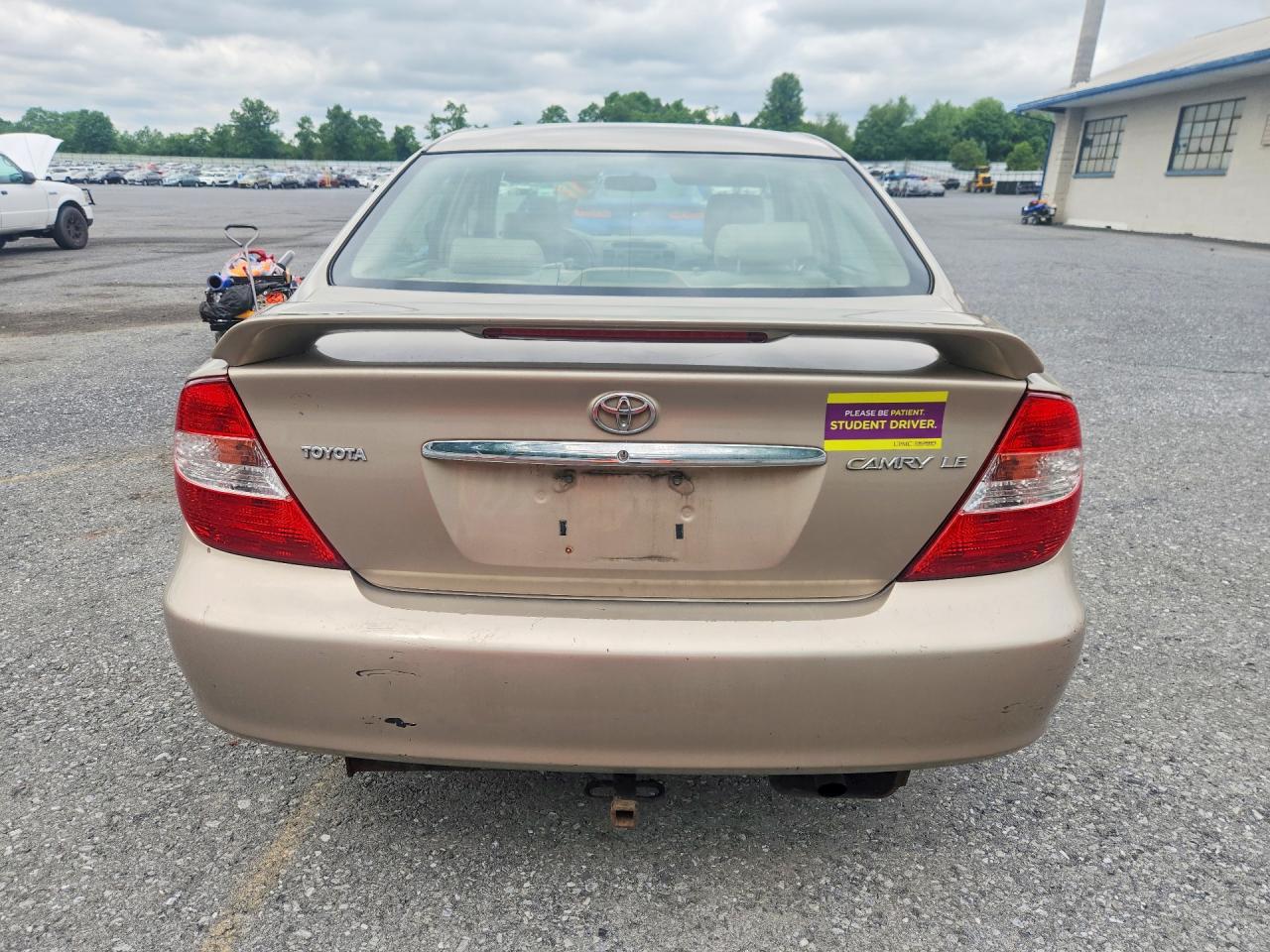 Toyota Camry Le