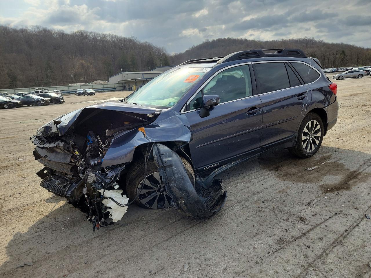 Salvage Subaru Outback Image
