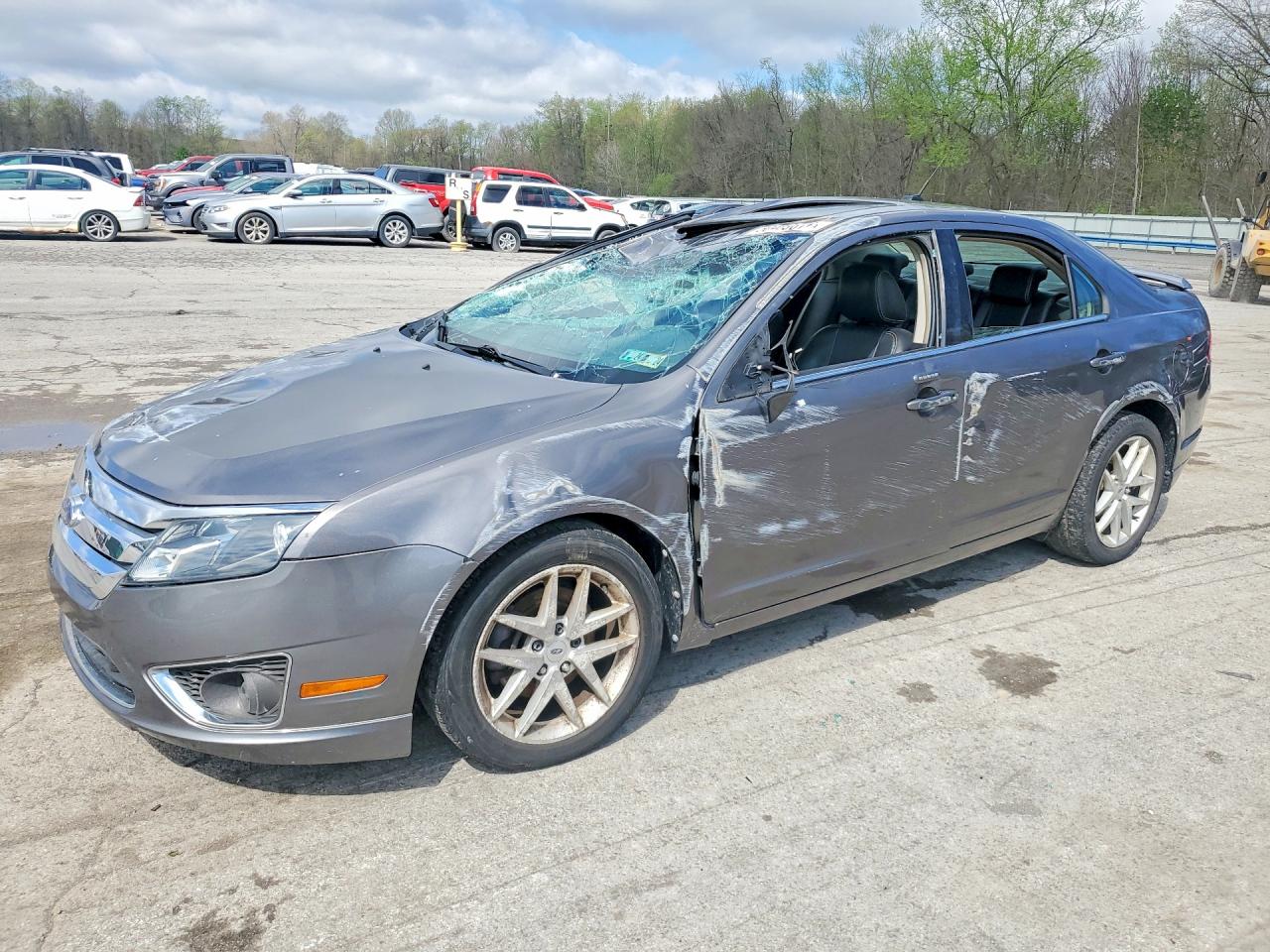 Salvage Ford Fusion Image