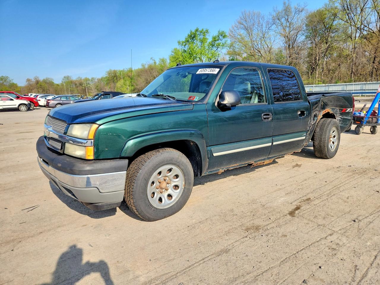 Salvage Chevrolet Silverado Image