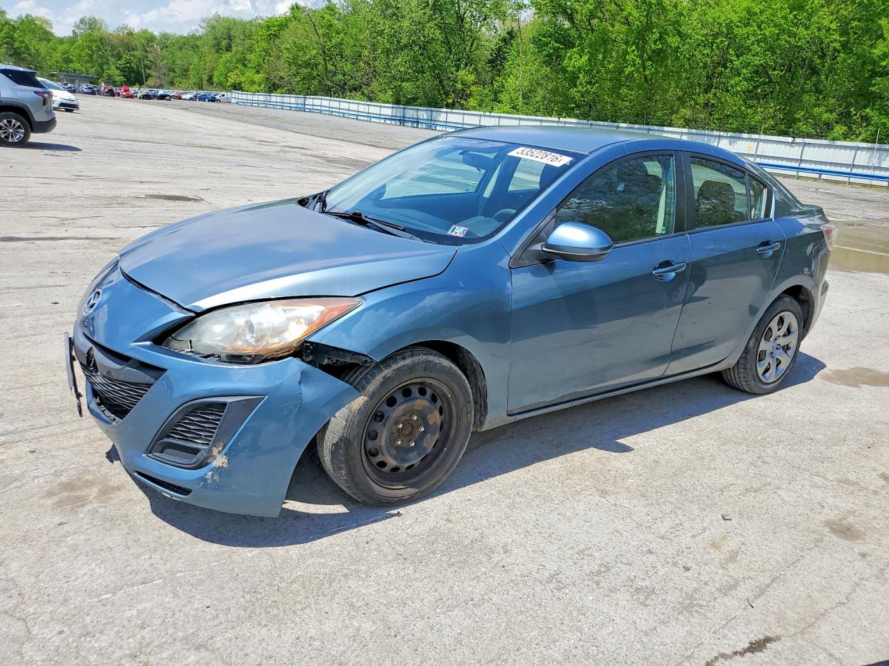 Salvage Mazda 3 Image