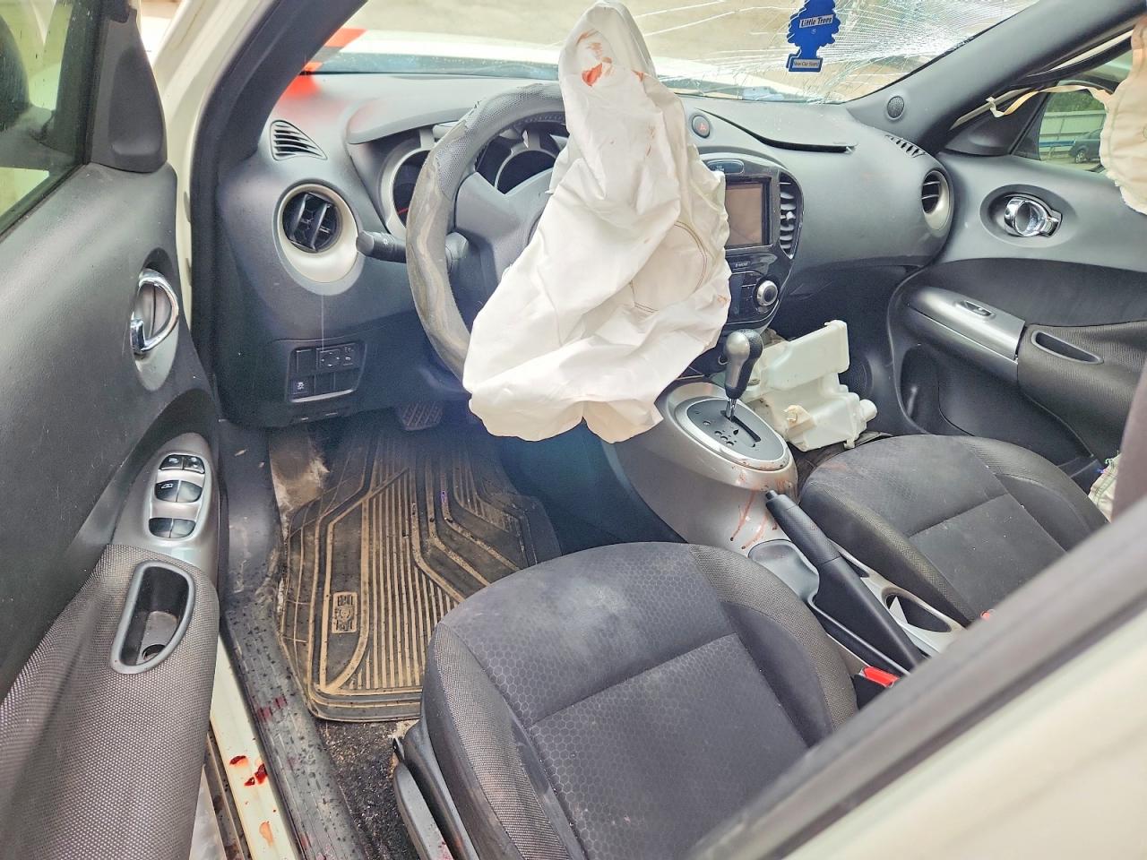 Nissan JUKE S