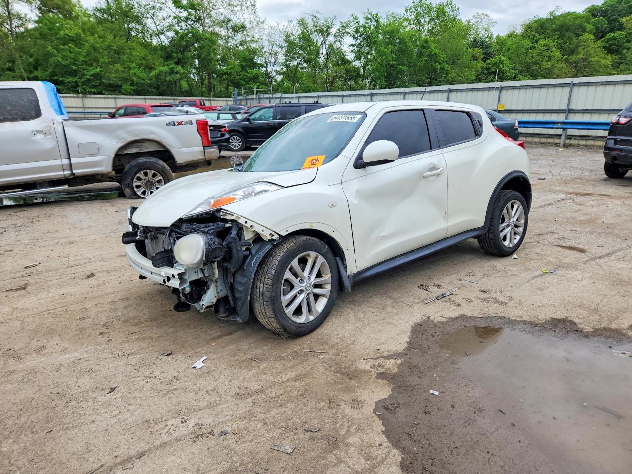 Salvage Nissan JUKE Image