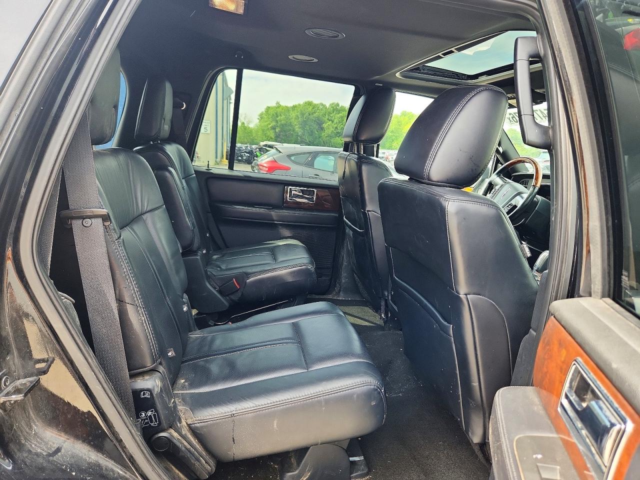 Lincoln Navigator