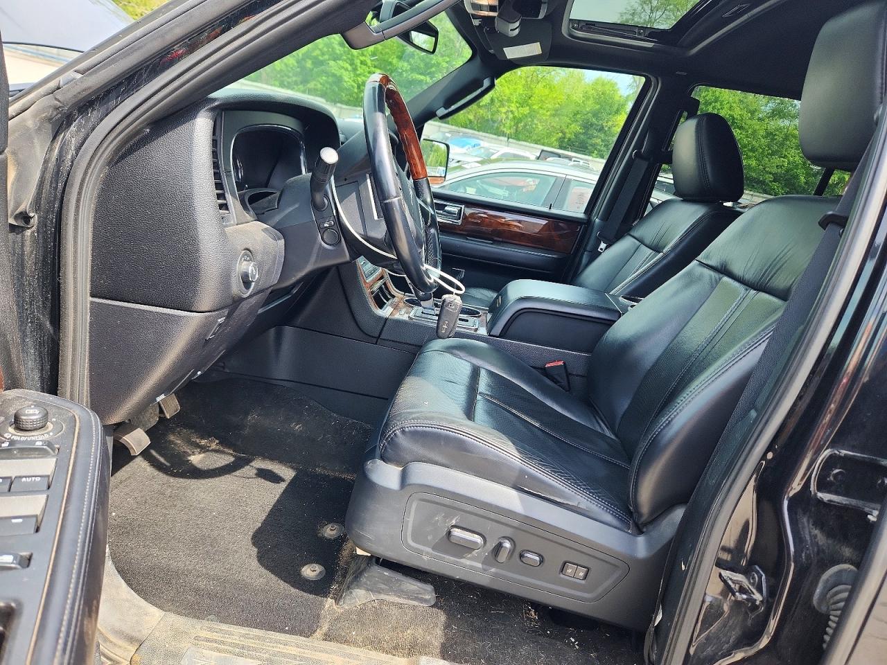 Lincoln Navigator