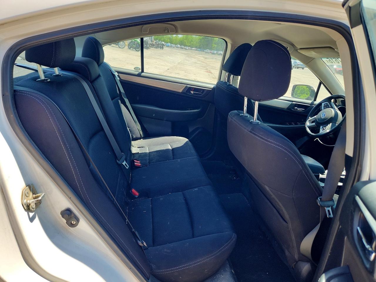Subaru Legacy 2.5i Premium