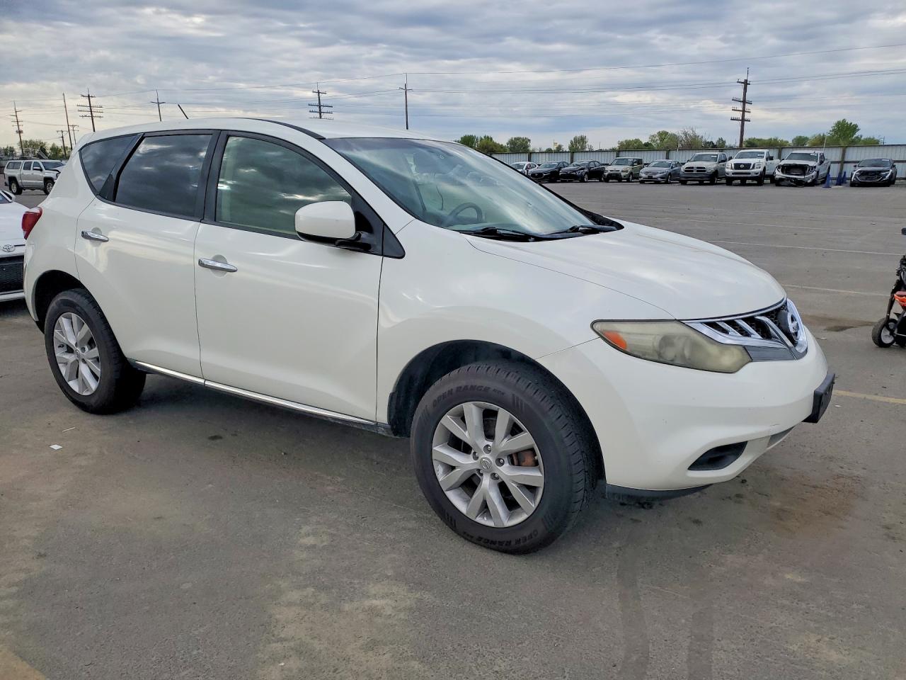 Nissan Murano S