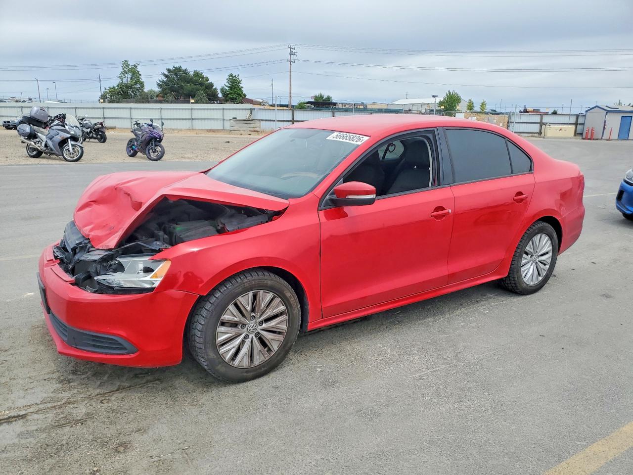 Salvage Volkswagen Jetta Image