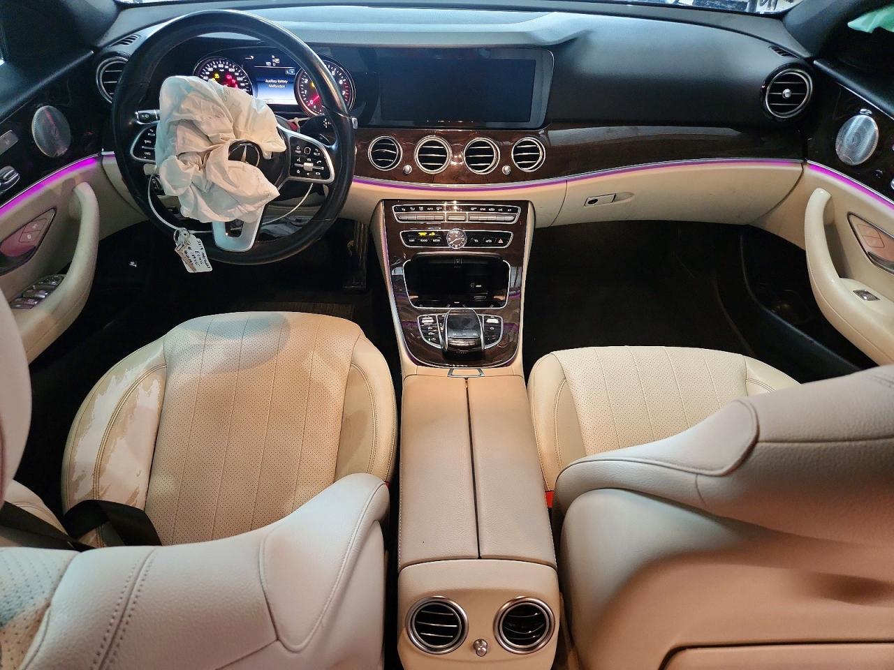 Mercedes-Benz E-Class 300