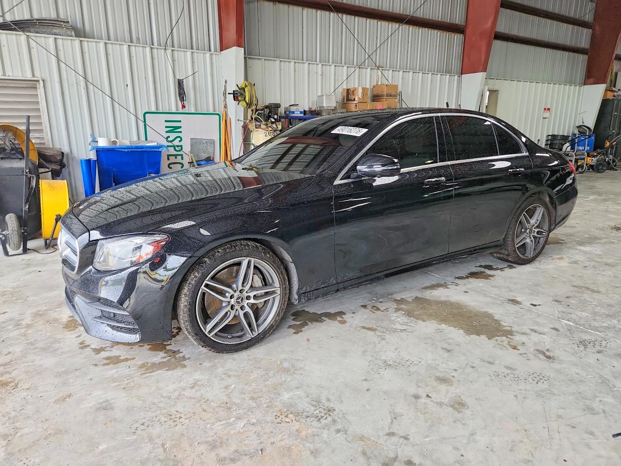 Salvage Mercedes-Benz E-Class Image