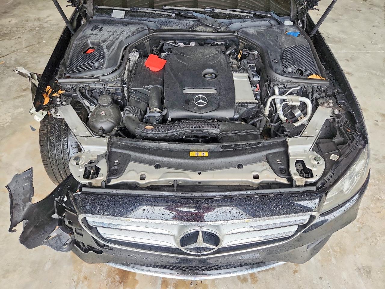 Mercedes-Benz E-Class 300