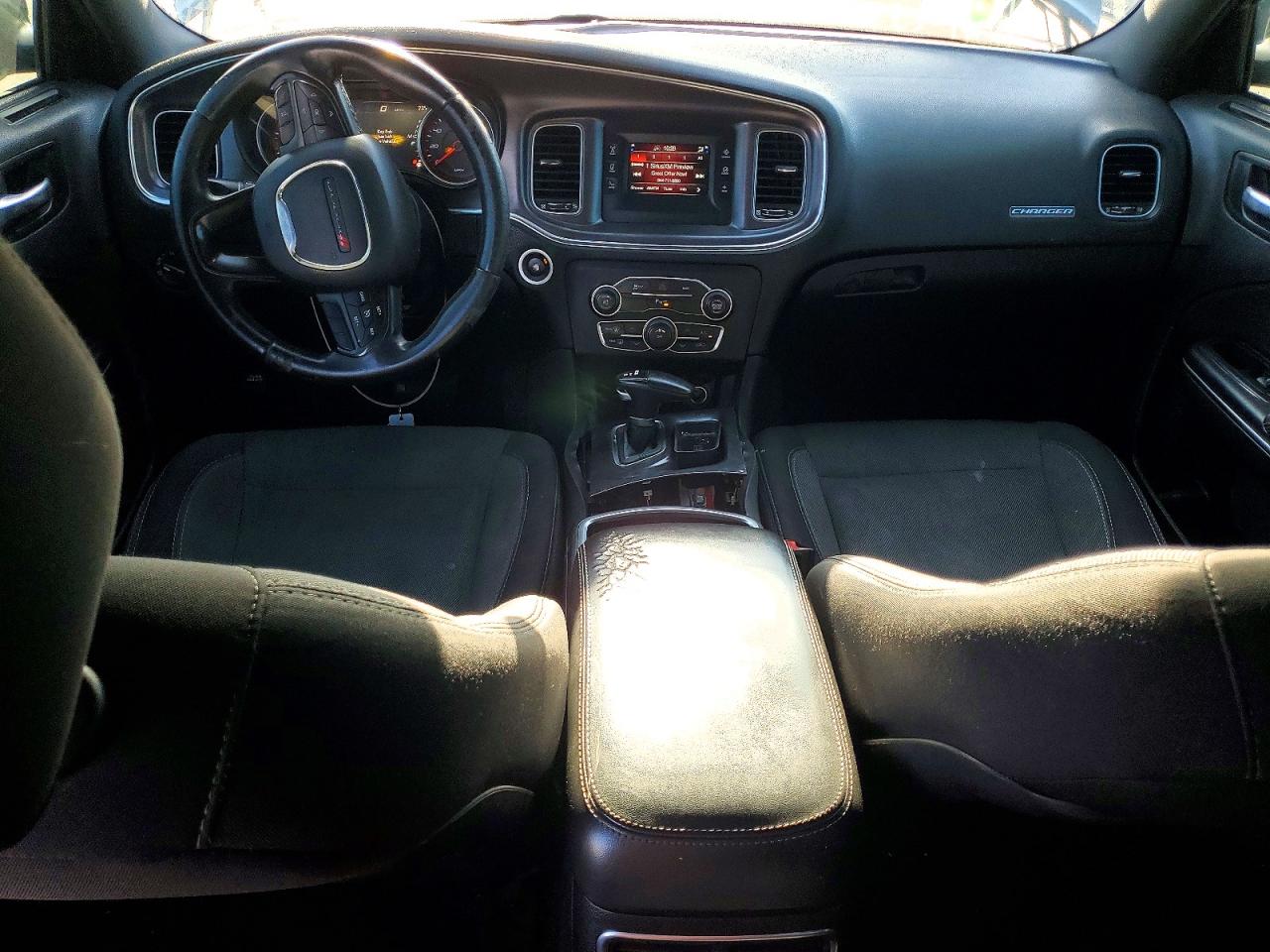 Dodge Charger Se