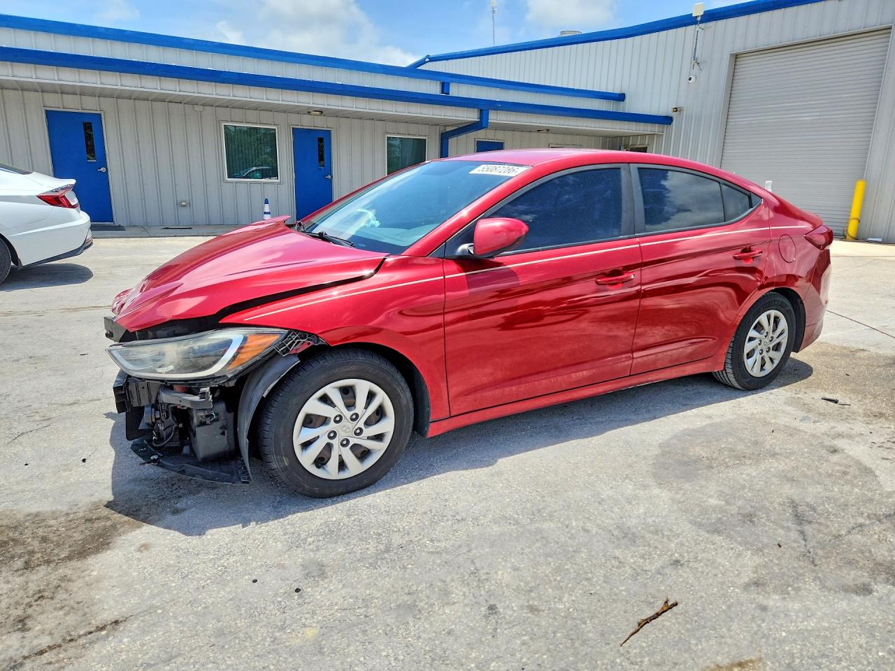 Salvage Hyundai ELANTRA Image