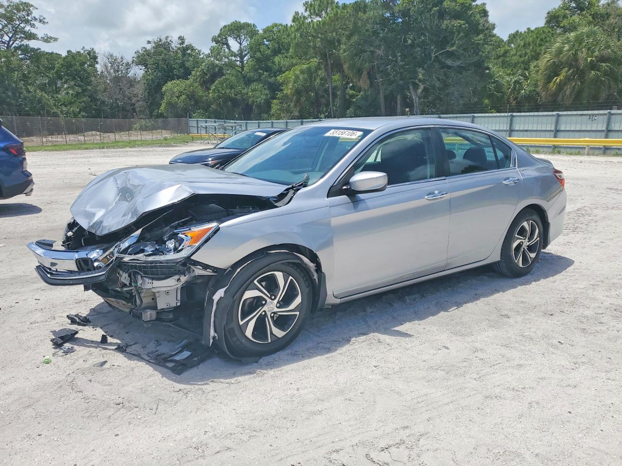 Salvage Honda Accord Image