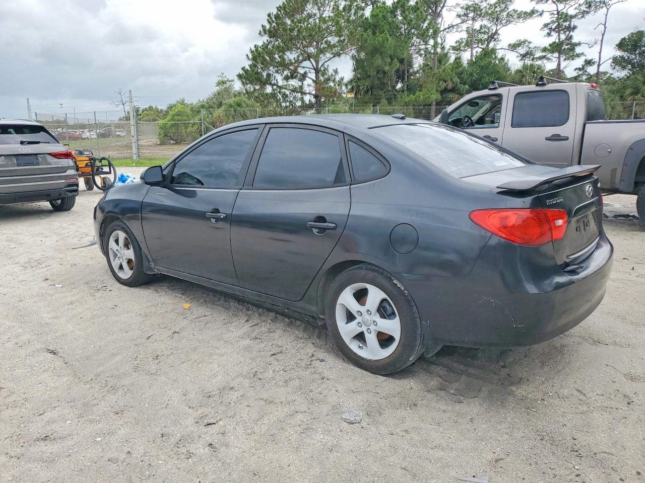 Hyun ELANTRA