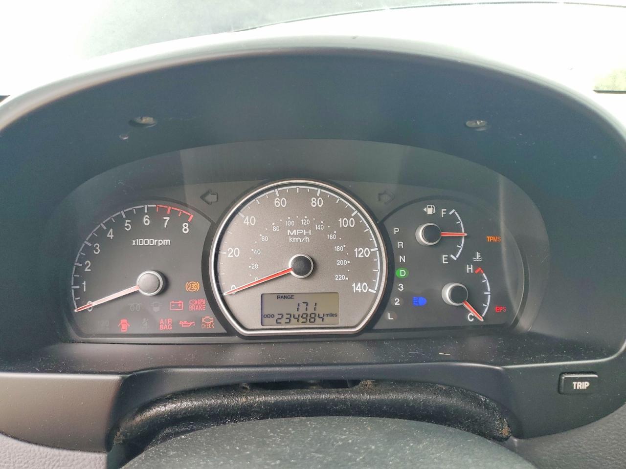 Hyun ELANTRA