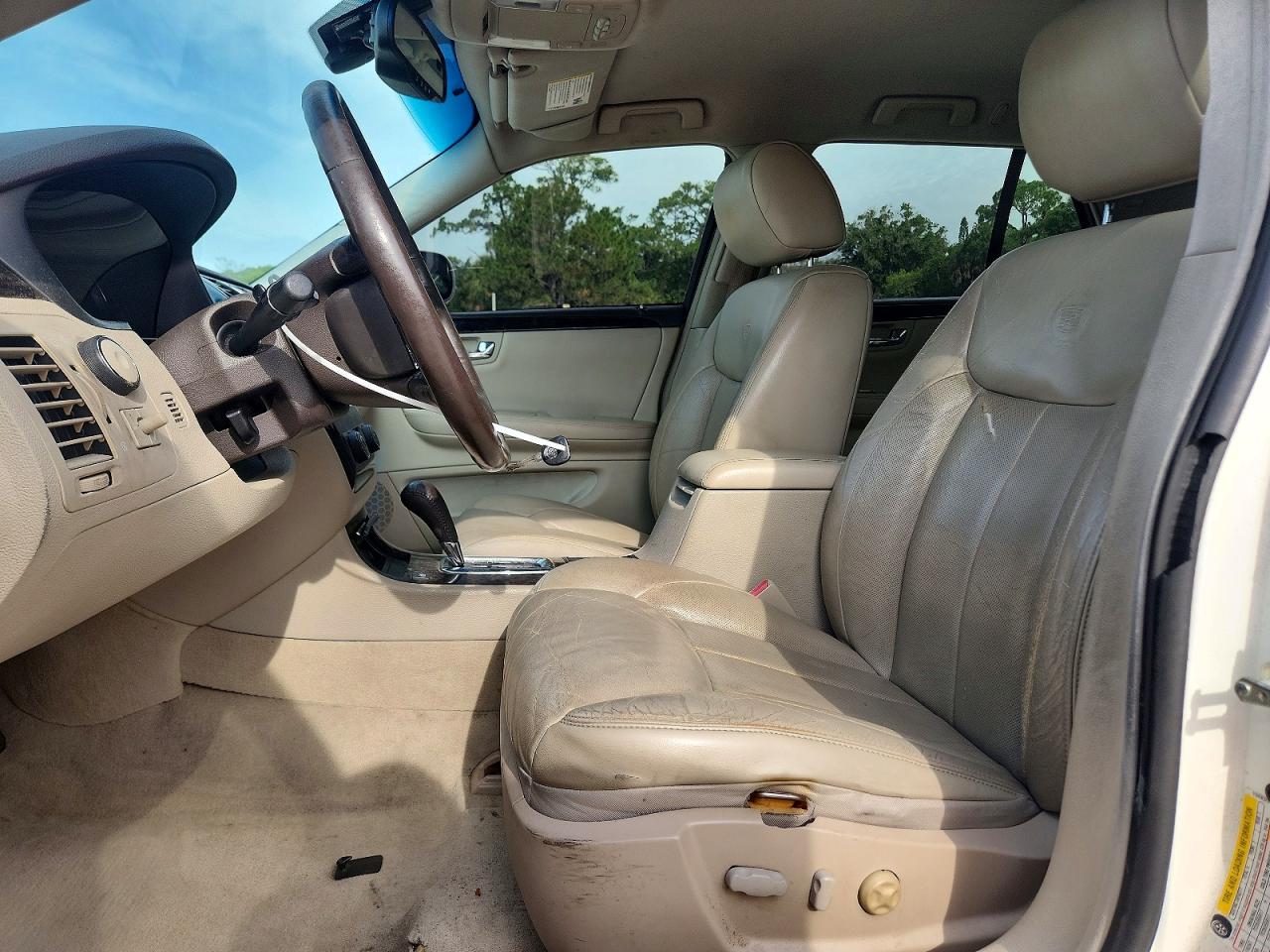 Cadillac DTS