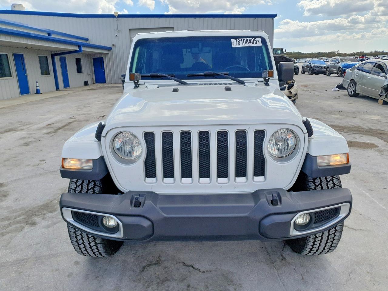 Jeep Wrangler Sahara
