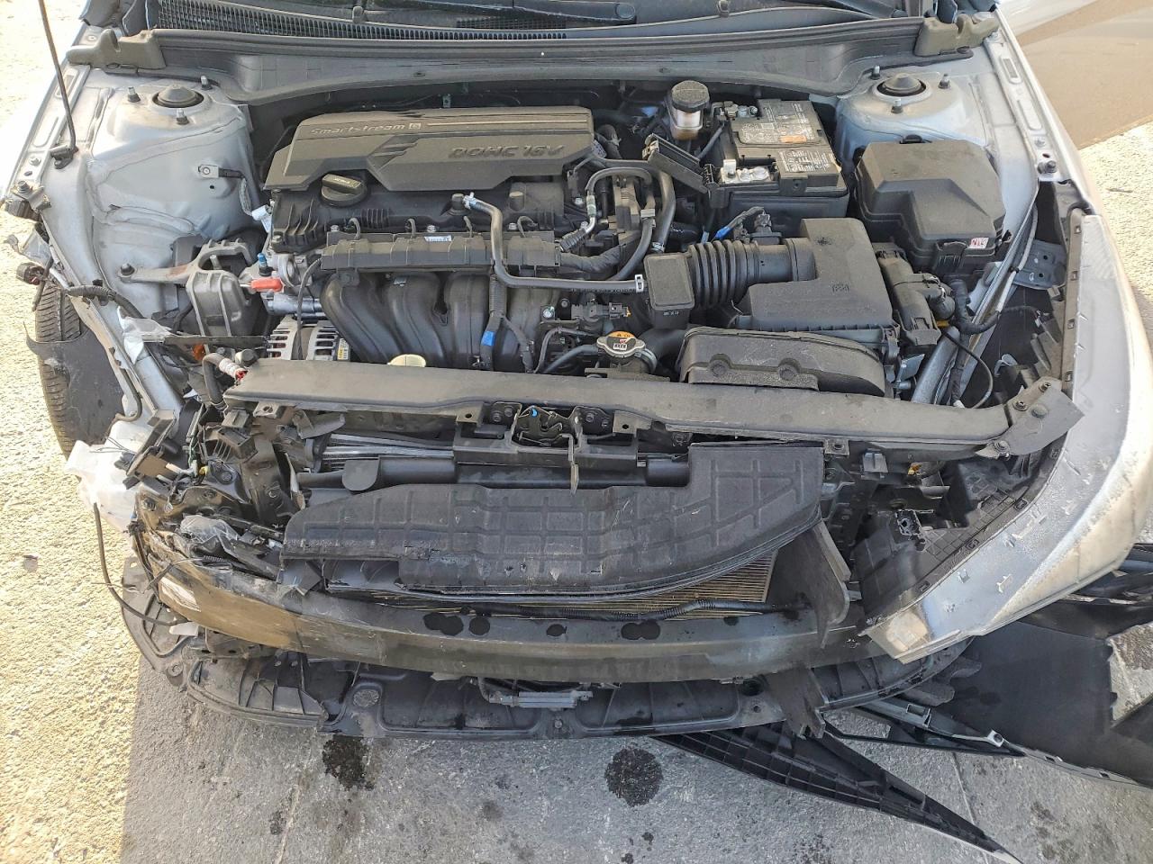 Hyundai ELANTRA Sel