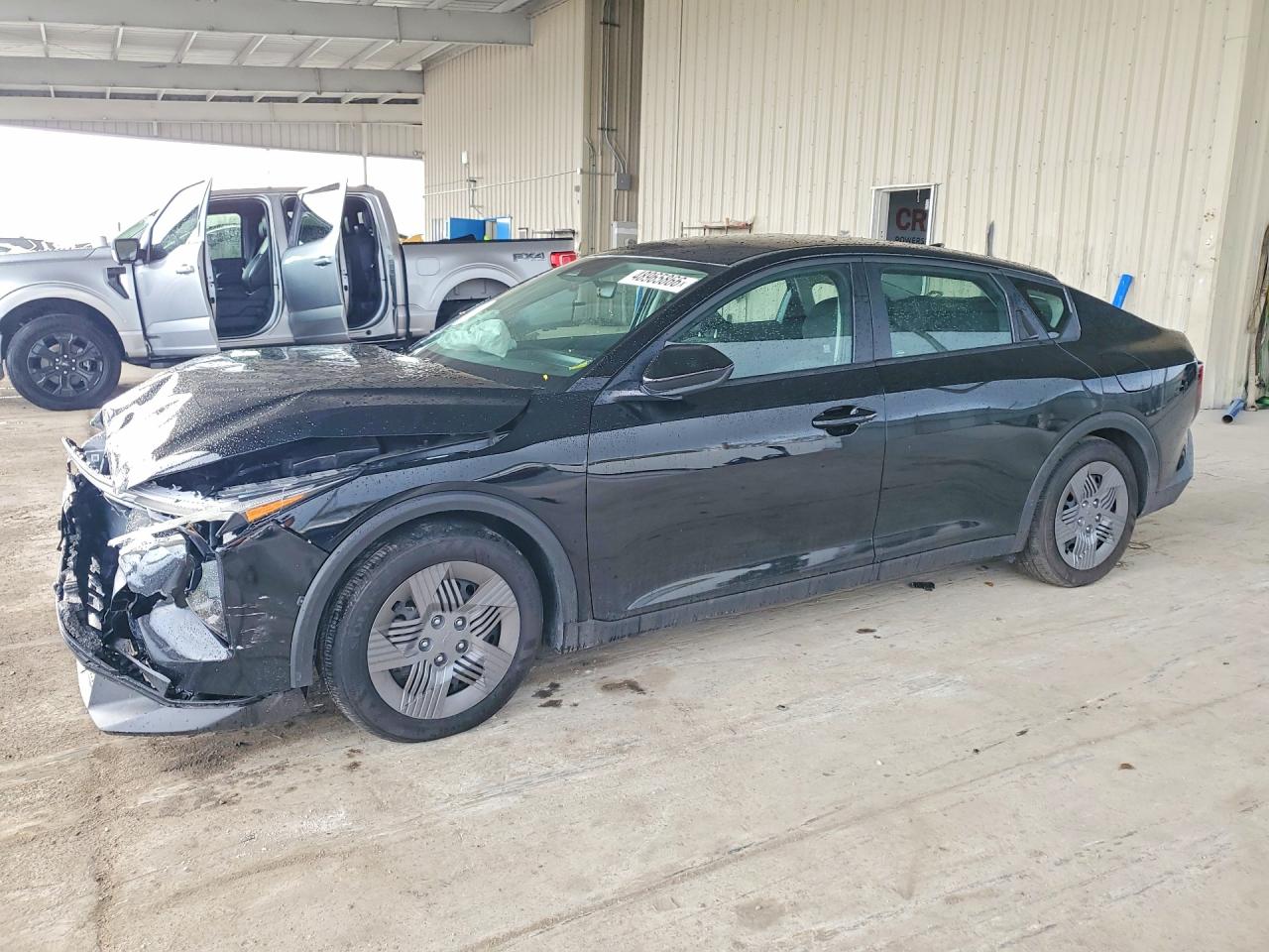 Salvage Kia K4 Image