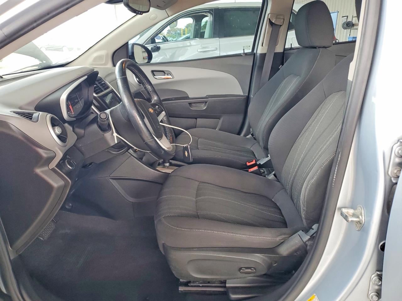 Chevrolet Sonic Lt