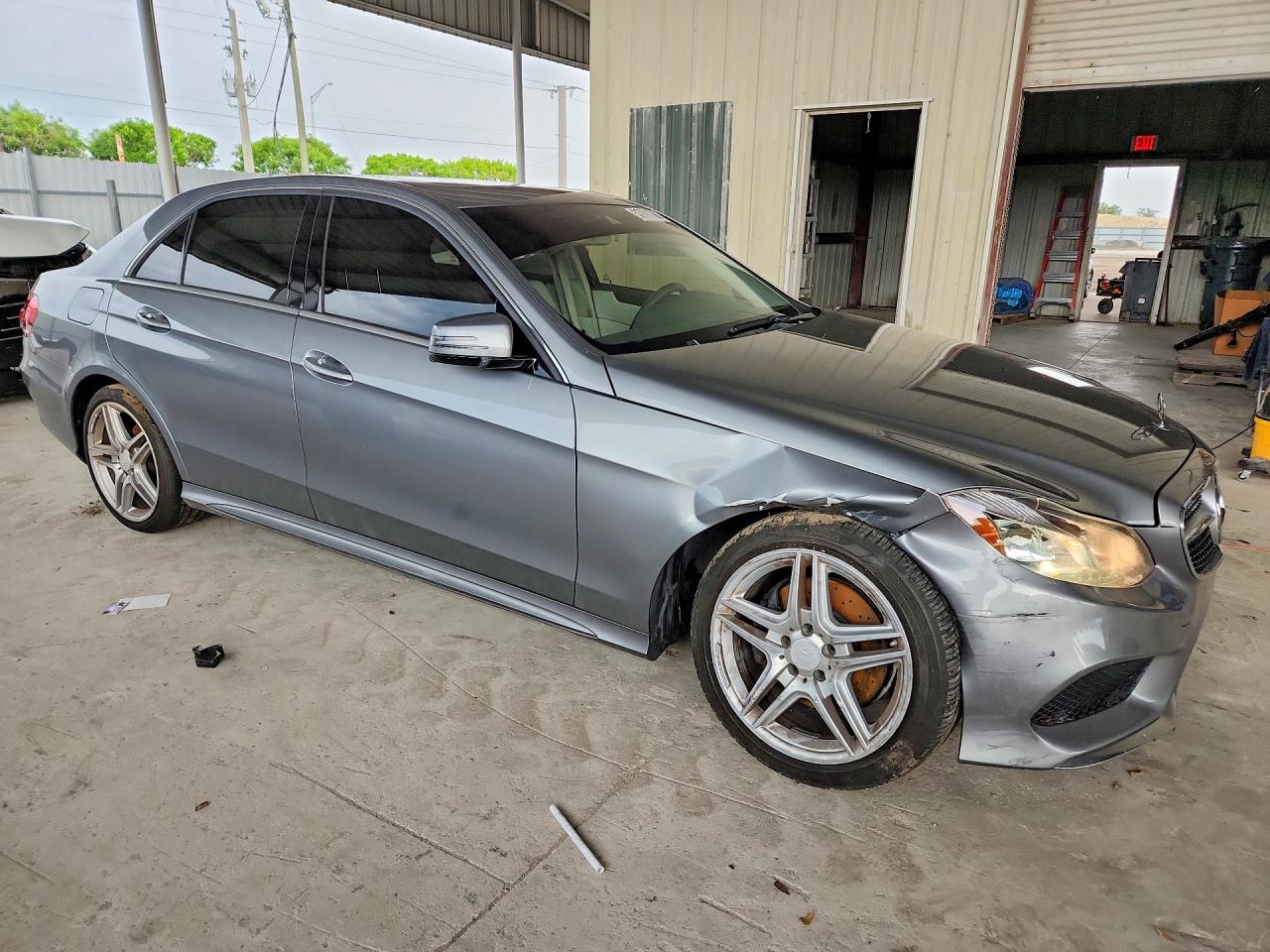 Mercedes-Benz E-Class 350