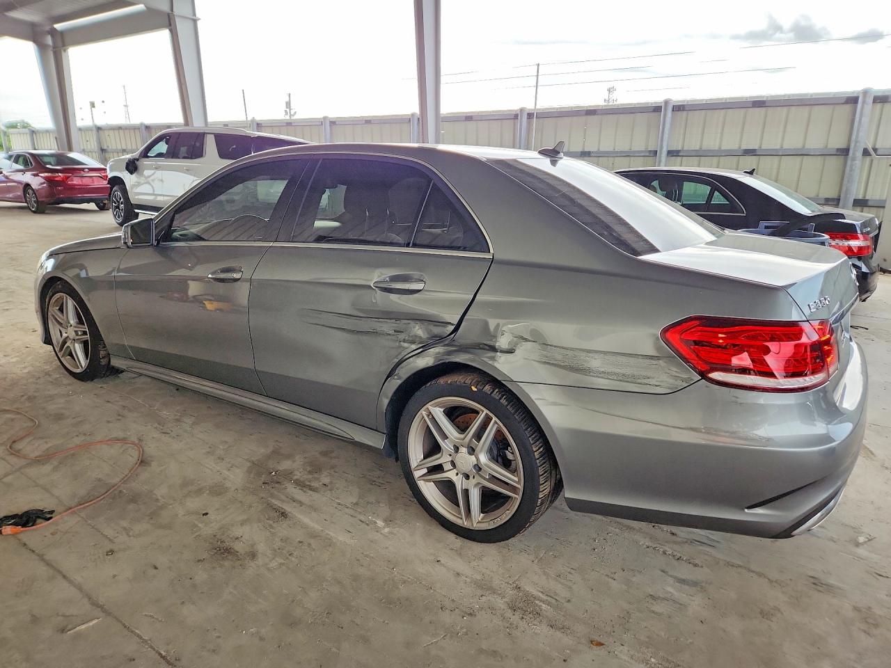 Mercedes-Benz E-Class 350