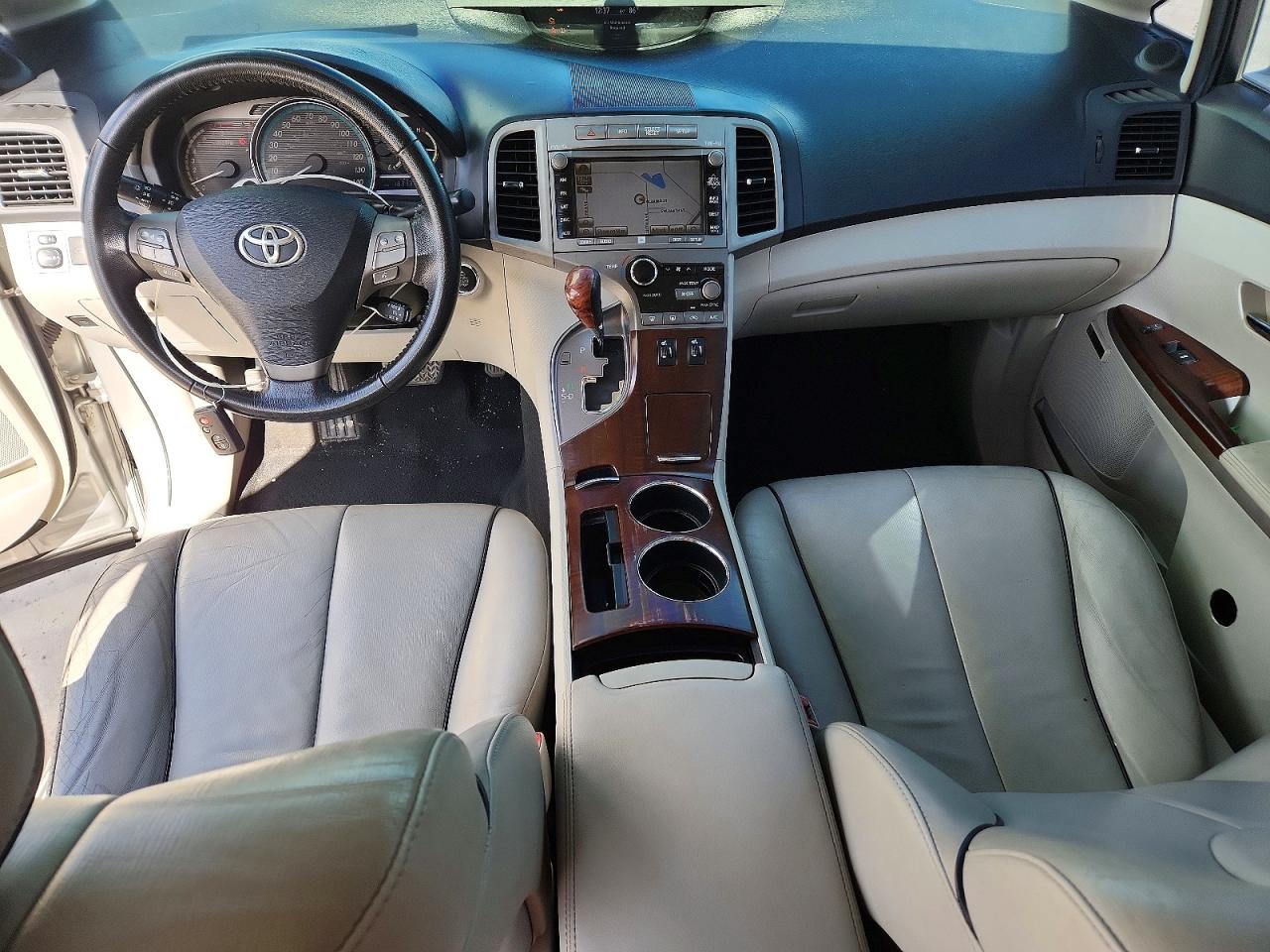 Toyota Venza Awd V6