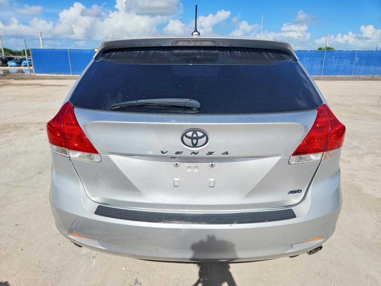 Toyota Venza Awd V6
